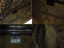 画像をギャラリービューアに読み込む, FENDI フェンディ マンマバケット ワンショルダーバッグ 26424 ズッカ柄 ブラウン キャンバス レザー シルバー金具 美品 中古 4b001730