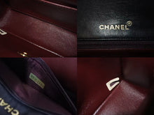 Load image into Gallery viewer, 極美品 CHANEL シャネル ミニマトラッセ17 チェーンショルダーバッグ ラムスキン ブラック 1番台 中古 4b001734