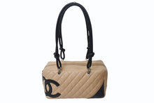 Load image into Gallery viewer, 極美品 CHANEL シャネル ポーチ ハンドバッグ カンボンライン ココマーク 9番台 ラムスキン ベージュ ブラック 中古 4b001735