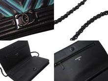 Load image into Gallery viewer, CHANEL シャネル ボーイシャネル チェーンウォレット 23番台 ココマーク カーフスキン ブラック 玉虫カラー 美品 中古 4b001737