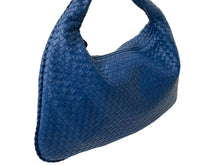 Load image into Gallery viewer, BOTTEGA VENETA ボッテガヴェネタ イントレチャート ホーボー ハンドバッグ レザー ブルー ワンショルダー 美品 中古 4b001752