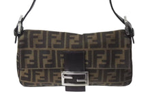画像をギャラリービューアに読み込む, FENDI フェンディ マンマバケット ワンショルダーバッグ 26424 ズッカ柄 ブラウン キャンバス レザー シルバー金具 美品 中古 4b001754