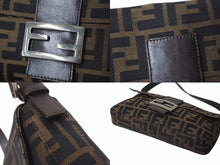 画像をギャラリービューアに読み込む, FENDI フェンディ マンマバケット ワンショルダーバッグ 26424 ズッカ柄 ブラウン キャンバス レザー シルバー金具 美品 中古 4b001773