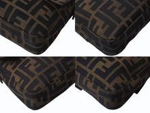 画像をギャラリービューアに読み込む, FENDI フェンディ マンマバケット ワンショルダーバッグ 26424 ズッカ柄 ブラウン キャンバス レザー シルバー金具 美品 中古 4b001773