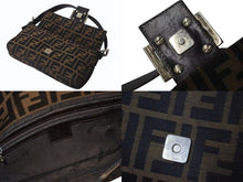 画像をギャラリービューアに読み込む, FENDI フェンディ マンマバケット ワンショルダーバッグ 26424 ズッカ柄 ブラウン キャンバス レザー シルバー金具 美品 中古 4b001773
