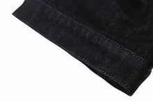 Load image into Gallery viewer, 極美品 CHANEL シャネル デニムパンツ ジーンズ 7部丈 P51773V38776 コットン インディゴ ネイビー金具 サイズ36 中古 4b001818