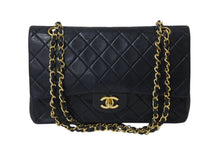 Load image into Gallery viewer, 極美品 CHANEL シャネル マトラッセ25 Wフラップ Wチェーンショルダーバッグ 1番台 ラムスキン ココマーク マットシルバー金具 中古 4b001895