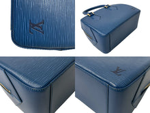 Load image into Gallery viewer, LOUIS VUITTON ルイヴィトン ポンヌフ ハンドバッグ M52055 エピ レザー ブルー フランス製 ゴールド金具 美品 中古 4b001905