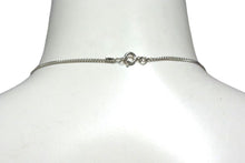 Load image into Gallery viewer, 極美品 CHANEL シャネル ココマーク ネックレス 05V シルバー ホワイト メタル ロゴ アクセサリー ジュエリー 5.8g 中古 4b001974