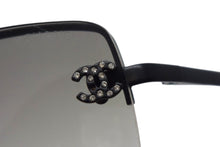 画像をギャラリービューアに読み込む, CHANEL シャネル リムレス サングラス 4093-B C.170/11 A71152 サイズ56□16 130 ココマーク ラインストーン ブラック 美品 中古 4b001976