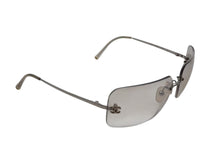 Load image into Gallery viewer, CHANEL シャネル リムレス サングラス 4017 c.124/6I サイズ62□17 120 ココマーク シルバー グレー 美品 中古 4b001977