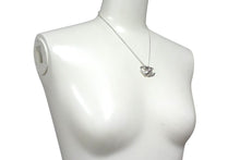 Load image into Gallery viewer, CHANEL シャネル ココマークネックレス ハートチャーム 04P刻印 重量約9.9メタル シルバー シルバー金具 美品 中古 4b001985