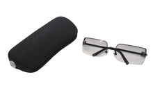 Load image into Gallery viewer, CHANEL シャネル ココマーク ラインストーン サングラス ブラック プラスチック メタル 62◻︎15 4104 アイウェア 小物 メガネ 美品 中古 4b001988