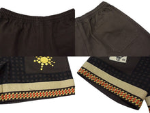 Load image into Gallery viewer, Cactus Jack カクタスジャック ショーツ AM1 CACT.US CORP Merch Wolf コットン ブラウン マルチカラー サイズL 美品 中古 4b002027