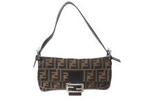 画像をギャラリービューアに読み込む, FENDI フェンディ マンマバケット ワンショルダーバッグ 26424 ズッカ柄 ブラウン キャンバス レザー シルバー金具 美品 中古 4b002044