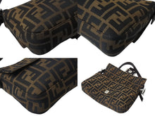 画像をギャラリービューアに読み込む, FENDI フェンディ マンマバケット ワンショルダーバッグ 26424 ズッカ柄 ブラウン キャンバス レザー シルバー金具 美品 中古 4b002044