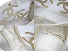 Load image into Gallery viewer, CHANEL シャネル トートバッグ ハンドバッグ 9番台 ココマーク ビニール パテントレザー アイボリー クリア ゴールド金具 美品 中古 4b002049