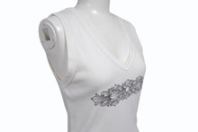 画像をギャラリービューアに読み込む, CHROME HEARTS クロムハーツ フローラルクロス タンクトップ ホワイト ONE SIZE コットン 美品 中古 4b002083