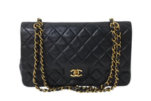 画像をギャラリービューアに読み込む, 極美品 CHANEL シャネル マトラッセ25 Wフラップ Wチェーンショルダーバッグ 3番台 ラムスキン ココマーク ブラック ゴールド金具 中古 4b002136