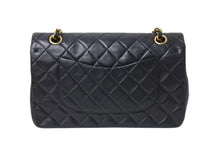 画像をギャラリービューアに読み込む, 極美品 CHANEL シャネル マトラッセ25 Wフラップ Wチェーンショルダーバッグ 3番台 ラムスキン ココマーク ブラック ゴールド金具 中古 4b002136