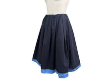 Load image into Gallery viewer, MIUMIU ミュウミュウ Pleated Poplin Skirt プリーツ ポプリンスカート 24AW MG2318 サイズ36 ネイビー ブルー 美品 中古 4b002152