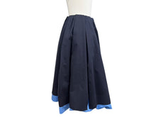 Load image into Gallery viewer, MIUMIU ミュウミュウ Pleated Poplin Skirt プリーツ ポプリンスカート 24AW MG2318 サイズ36 ネイビー ブルー 美品 中古 4b002152