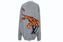 画像をギャラリービューアに読み込む, 新品未使用 LOUIS VUITTON ルイヴィトン タイガーインタルシア刺繍 RM221H56HMN77W グレー ウール サイズXL 中古 4b002173