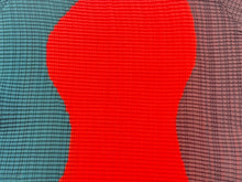 画像をギャラリービューアに読み込む, 極美品 ISSEY MIYAKE イッセイミヤケ シェイプドプリーツシャツ IM31FJ638 レッド ブルー ポリエステル サイズ2 中古 4b002204