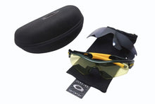 Load image into Gallery viewer, 極美品 OAKLEY オークリー RADAR レーダー サングラス イエロー グリーン ラメ スポーツモデル 替えレンズ付き アメリカ製 中古 4b002215