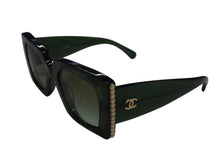 Load image into Gallery viewer, CHANEL シャネル サングラス 5480-H-A c.1718/S3 サイズ52□22 140 ココマーク フェイクパール クリアグリーン 美品 中古 4b002219