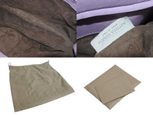 Load image into Gallery viewer, 極美品 BOTTEGAVENETA ボッテガヴェネタ ハンドバッグ イントレチャート B03605115H パープル レザー ブラック金具 美品 中古 4b002230