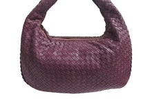 Load image into Gallery viewer, BOTTEGA VENETA ボッテガヴェネタ イントレチャート ホーボー ワンショルダーバッグ レザー パープル ゴールド金具 美品 中古 4b002249