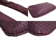 Load image into Gallery viewer, BOTTEGA VENETA ボッテガヴェネタ イントレチャート ホーボー ワンショルダーバッグ レザー パープル ゴールド金具 美品 中古 4b002249