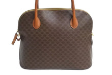 画像をギャラリービューアに読み込む, CELINE セリーヌ マカダム柄 ハンドバッグ ロゴ ゴールド金具 PVC レザー ブラウン 茶色 手持ち 鞄 美品 中古 4b002261