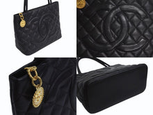 Load image into Gallery viewer, CHANEL シャネル 復刻トートバッグ ハンドバッグ ココマーク ロゴ 鞄 6番台 キャビアスキン ブラック ゴールド金具 美品 中古 4b002262
