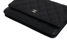 Load image into Gallery viewer, 新品同様 CHANEL シャネル チェーンウォレット 長財布 AP0250 23番台 ココマーク キャビアスキン ブラック シルバー金具 中古 4b002263