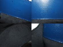Load image into Gallery viewer, LOUIS VUITTON ルイヴィトン クリュニー ショルダーバッグ M52255 エピ レザー ブルー ゴールド金具 美品 中古 4b002275