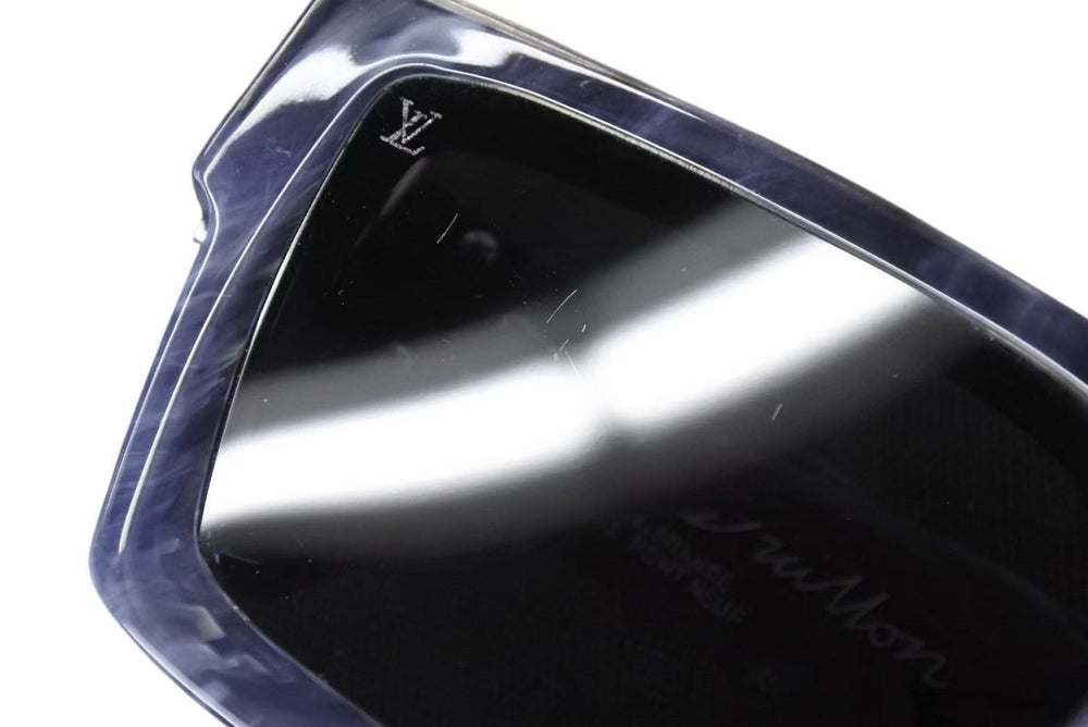 LOUIS VUITTON ルイヴィトン 1.1 ミリオネア サングラス Z1326E 8G7 サイズ58□17 145 ネイビー グレー マーブル 美品 中古 4b002281