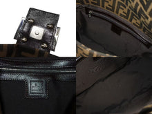 画像をギャラリービューアに読み込む, 極美品 FENDI フェンディ マンマバケット ワンショルダーバッグ 26725 ズッカ柄 キャンバス レザー ブラウン 中古 4b002310