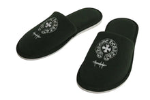画像をギャラリービューアに読み込む, 新品未使用 CHROME HEARTS クロムハーツ ホノルル限定 ホテルスリッパ サイズM ホースシュー刺繍 カーキ ホワイト 中古 4b002317