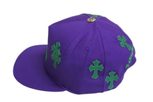 画像をギャラリービューアに読み込む, 新品未使用 CHROME HEARTS クロムハーツ 5パネル クロスパッチ ベースボールキャップ ONESIZE 9パッチ パープル グリーン 中古 4b002318