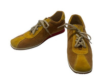 Load image into Gallery viewer, 極美品 MIUMIU ミュウミュウ スニーカー サイズ8 1/2 26.5cm スウェード 6E 0390 ブラウン イエロー レッド 中古 4b002319