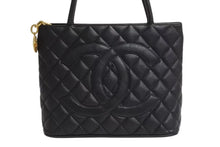 Load image into Gallery viewer, 極美品 CHANEL シャネル 復刻トートバッグ ハンドバッグ ココマーク ロゴ 鞄 7番台 キャビアスキン ブラック ゴールド金具 中古 4b002324