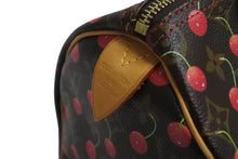 Load image into Gallery viewer, 極美品 LOUIS VUITTON ルイヴィトン モノグラムチェリー スピーディ25 ハンドバッグ M95009 村上隆 ブラウン 中古 4b002335