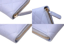 Load image into Gallery viewer, 極美品 CHANEL シャネル ジップコインケース 小銭入れ AP0216 キャビアスキン ライトブルー ゴールド金具 中古 4b002337