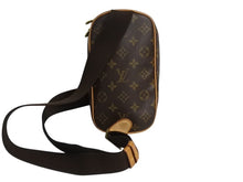画像をギャラリービューアに読み込む, LOUIS VUITTON ルイヴィトン モノグラム ポシェット ガンジュ ボディバッグ M51870 ブラウン 美品 中古 4b002343