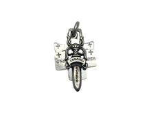 画像をギャラリービューアに読み込む, CHROME HEARTS クロムハーツ 3 TRINKETS スリートリンケッツ ペンダント チャーム 重量約24.0g .925刻印 シルバー925 美品 中古 4b002371