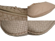 Load image into Gallery viewer, BOTTEGAVENETA ボッテガヴェネタ イントレチャート ホーボー ワンショルダーバッグ 189227 レザー ピンク 鞄 肩掛け 美品 中古 4b002373