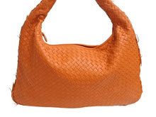 Load image into Gallery viewer, BOTTEGA VENETA ボッテガヴェネタ イントレチャート ホーボー ワンショルダーバッグ 115654 レザー オレンジ 良品 中古 4b002379