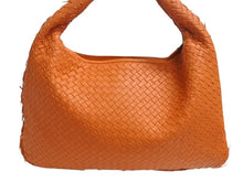 Load image into Gallery viewer, BOTTEGA VENETA ボッテガヴェネタ イントレチャート ホーボー ワンショルダーバッグ 115654 レザー オレンジ 良品 中古 4b002379